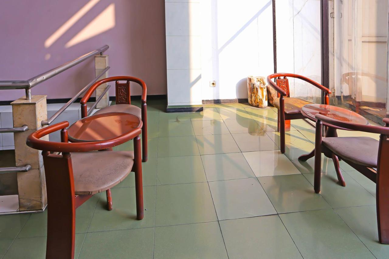 Collection O 92739 Hotel Pintu Besar Jakarta Exterior foto
